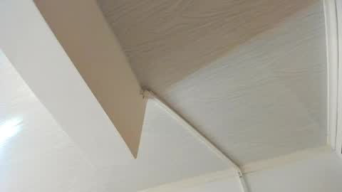 Mia online show from 04-26-26, 02:09