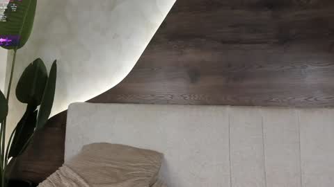 mia_lacy online show from 01-10-25, 10:25