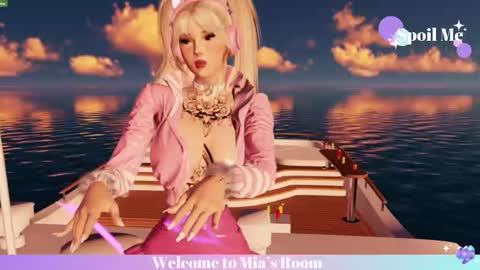 Mia online show from 03-17-26, 05:55