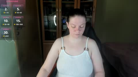 mia_lores online show from 04-19-26, 09:08