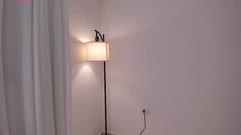 MIA LOVE   online show from 03-13-26, 12:17