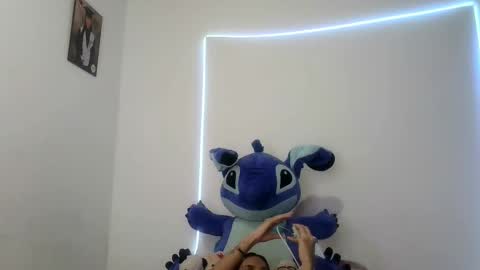 Snapshot of mia_lucy_21 chatting on 10-31-25, 02:07 mia lucy 21 online show from 10-31-25, 02:07