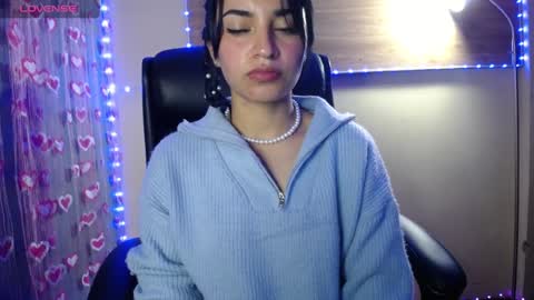 Snapshot of mia_petitebaby chatting on 02-03-25, 04:20  Ma  online show from 02-03-25, 04:20