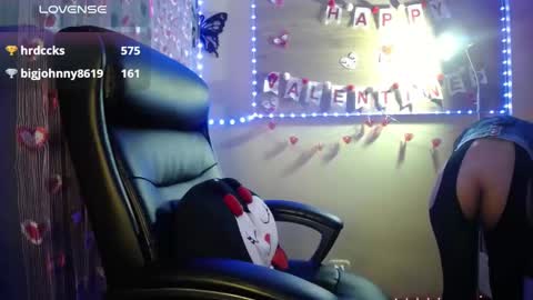 Snapshot of mia_petitebaby chatting on 02-27-25, 02:53  Ma  online show from 02-27-25, 02:53