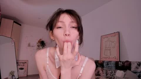 Mia Pimmy online show from 04-19-26, 04:12