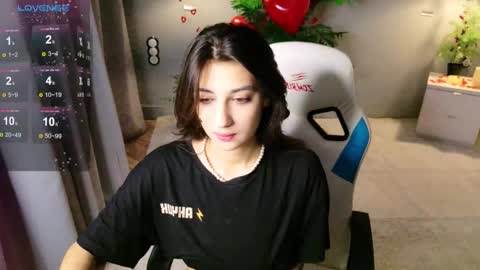 Mia online show from 02-13-26, 04:25