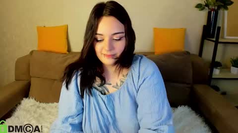 Snapshot of mia_r0ss chatting on 10-04-25, 01:14 Mia online show from 10-04-25, 01:14