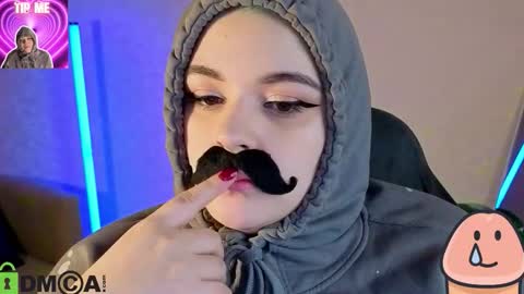 Mia online show from 03-08-26, 02:04