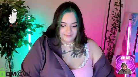 Mia online show from 03-14-26, 01:12