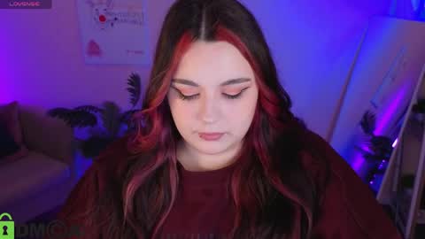 Snapshot of mia_r0ss chatting on 04-30-26, 01:12 Mia online show from 04-30-26, 01:12
