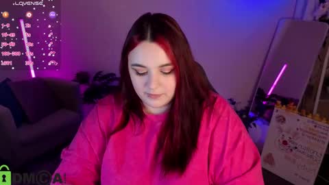 Snapshot of mia_r0ss chatting on 05-12-26, 01:36 Mia online show from 05-12-26, 01:36
