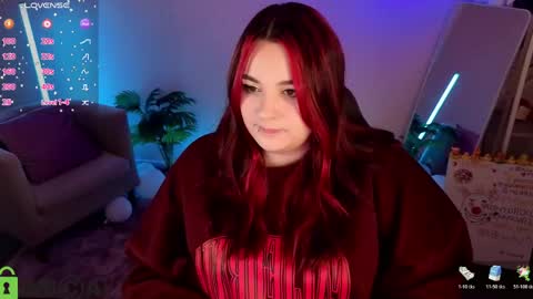 Snapshot of mia_r0ss chatting on 05-19-26, 01:00 Mia online show from 05-19-26, 01:00