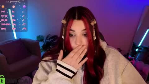 Snapshot of mia_r0ss chatting on 05-19-26, 02:01 Mia online show from 05-19-26, 02:01