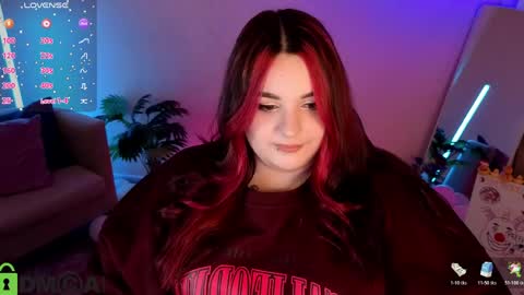 Snapshot of mia_r0ss chatting on 05-22-26, 01:13 Mia online show from 05-22-26, 01:13