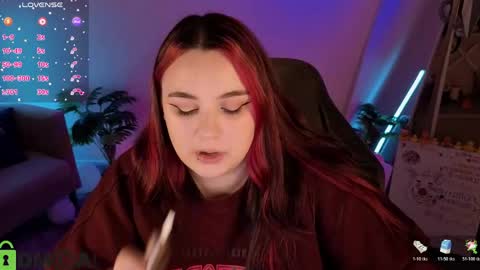 Snapshot of mia_r0ss chatting on 05-29-26, 01:25 Mia online show from 05-29-26, 01:25