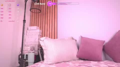 Mia Reeves online show from 04-25-26, 07:11