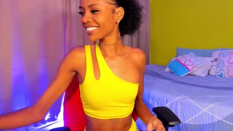 Snapshot of mia_rissi chatting on 11-22-25, 02:38 Mia online show from 11-22-25, 02:38