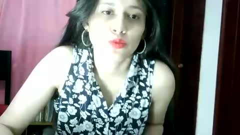mia_robeerts online show from 09-15-25, 08:09