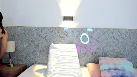 Mia online show from 12-09-24, 11:58