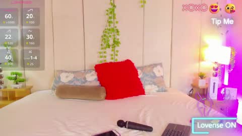 mia rousse25 online show from 04-24-26, 02:47