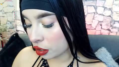 Snapshot of mia_roux1 chatting on 11-29-25, 11:08 Mia online show from 11-29-25, 11:08