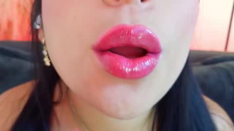 Mia online show from 03-14-26, 10:15