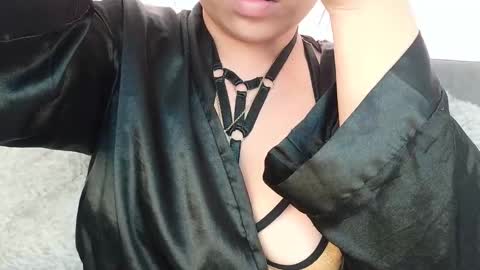 Snapshot of mia_roux13 chatting on 10-09-25, 07:45 Mia Roux online show from 10-09-25, 07:45