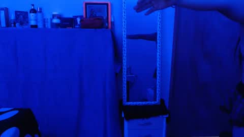 mia_smithl online show from 03-06-25, 09:47