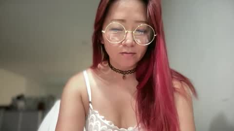Snapshot of mia_temptress chatting on 09-24-25, 04:43 Mia online show from 09-24-25, 04:43