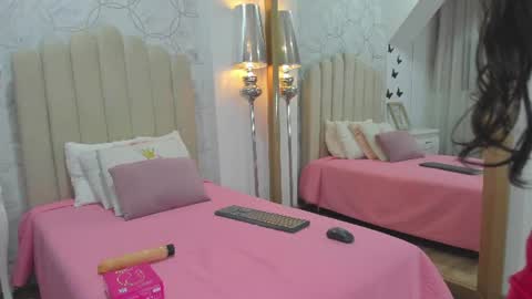 mia_tentacion__ online show from 06-11-26, 03:37