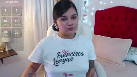 Mia  online show from 09-10-25, 02:33