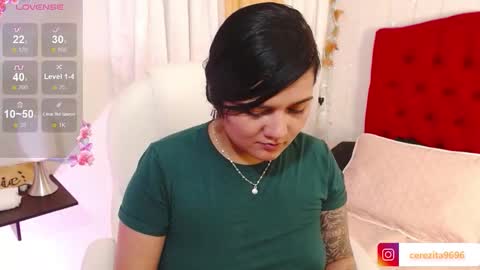 Mia  online show from 09-16-25, 01:28