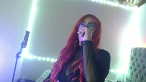 Snapshot of mia_vantt chatting on 03-06-26, 10:50 MIA VANTT online show from 03-06-26, 10:50