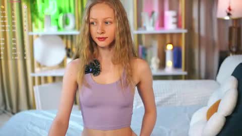 Mia online show from 03-19-26, 03:49