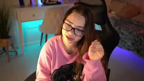 VixenMia online show from 02-07-25, 03:45