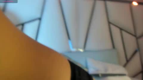 mia_vy online show from 09-26-25, 07:29