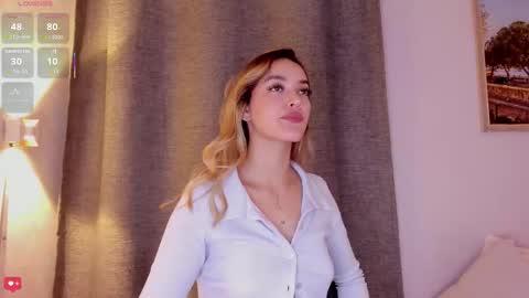 Snapshot of mia_white11 chatting on 11-12-25, 01:33 Mia White online show from 11-12-25, 01:33