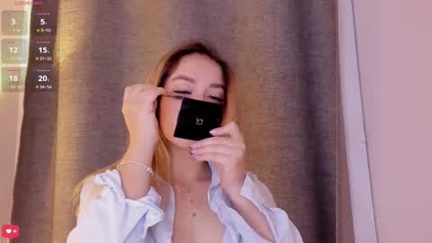 Snapshot of mia_white11 chatting on 11-24-25, 01:22 Mia White online show from 11-24-25, 01:22