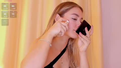 Snapshot of mia_white11 chatting on 12-16-25, 12:54 Mia White online show from 12-16-25, 12:54