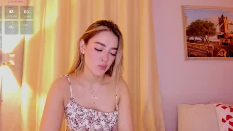 Mia White  online show from 01-13-26, 01:05