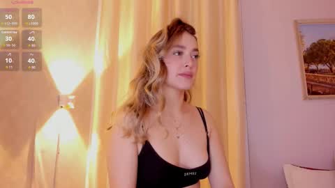 Mia White  online show from 03-28-26, 12:38