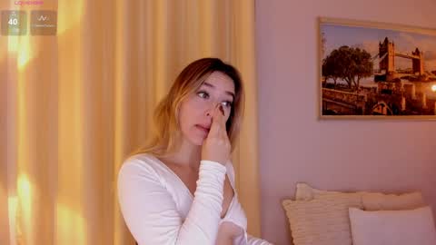 Mia White  online show from 04-13-26, 01:16