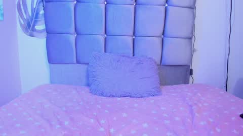 Snapshot of miaa_06 chatting on 12-06-24, 08:26 mia  nicolle online show from 12-06-24, 08:26