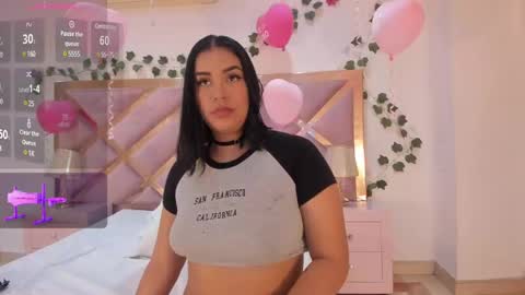 Mia online show from 02-19-25, 12:33