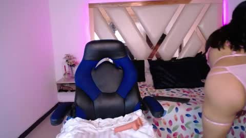 Snapshot of miaa_ferrari1 chatting on 06-03-26, 12:19 MIA online show from 06-03-26, 12:19