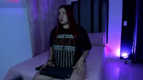 Mia  online show from 07-19-26, 03:49