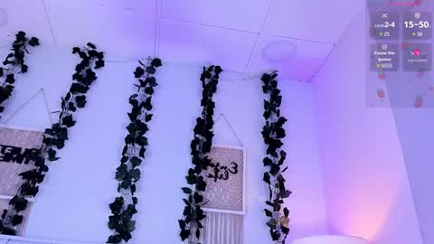 Mia online show from 02-08-26, 11:46