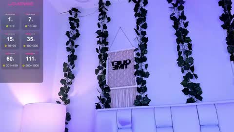 Snapshot of miaa_gh1 chatting on 05-03-26, 11:27 Mia online show from 05-03-26, 11:27