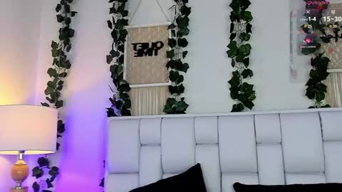 Snapshot of miaa_gh1 chatting on 05-05-26, 11:18 Mia online show from 05-05-26, 11:18