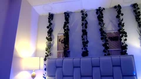 Snapshot of miaa_gh1 chatting on 05-24-26, 11:48 Mia online show from 05-24-26, 11:48